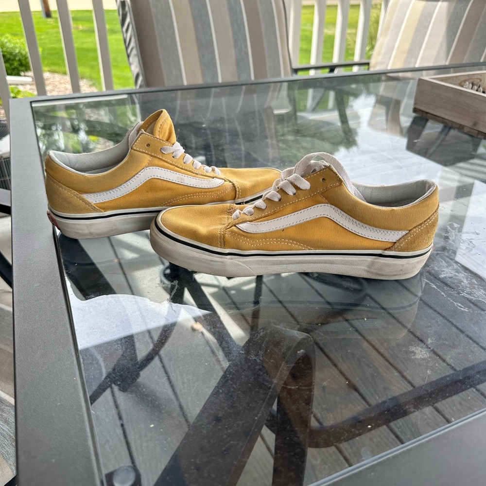 Old Skool Yellow Vans